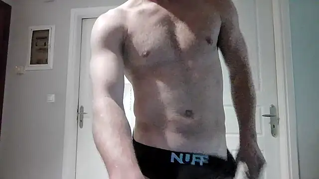 YoungforOld32 online show from 03-23-26, 09:13