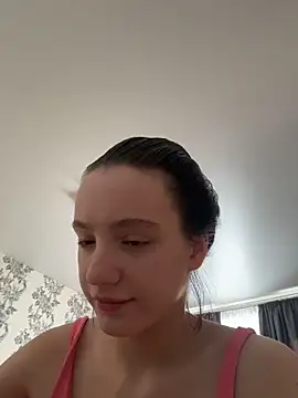 MiaTee online show from 03-02-26, 03:52