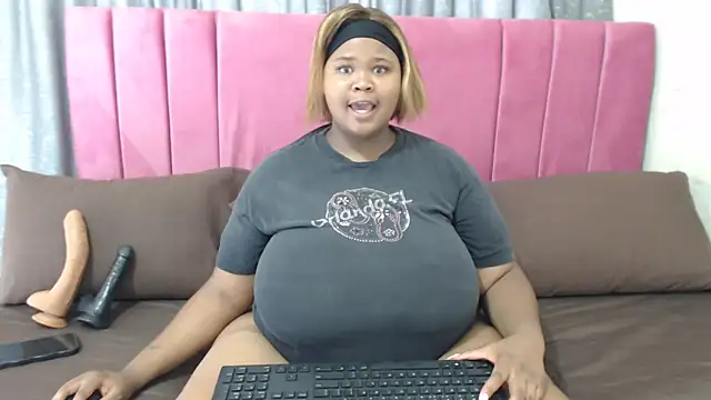 BustyBmw online show from 03-18-26, 10:51