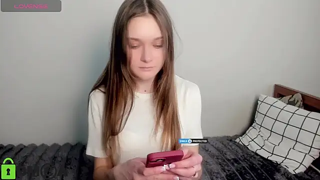 Snapshot of Elina_X chatting on 05-06-26, 01:38 Elina X online show from 05-06-26, 01:38