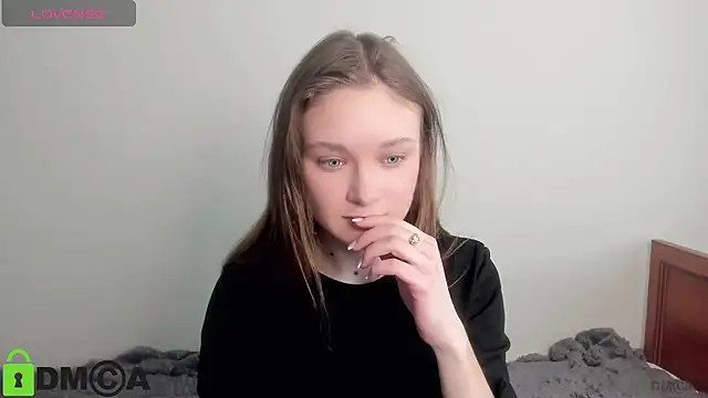 Snapshot of Elina_X chatting on 05-14-26, 12:45 Elina X online show from 05-14-26, 12:45