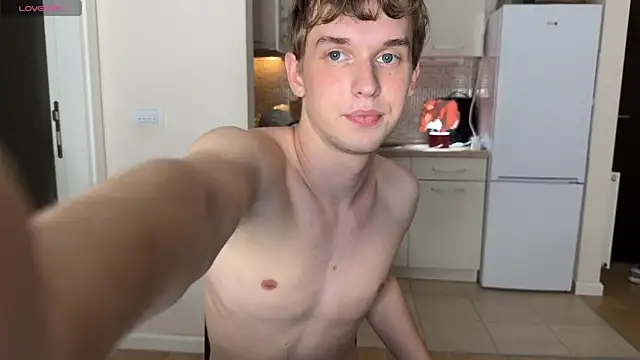 Snapshot of Friday_gay_dude chatting on 07-12-26, 04:09 Friday gay dude online show from 07-12-26, 04:09