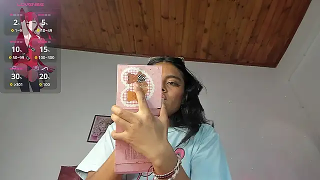 luna velveth online show from 03-27-26, 01:11