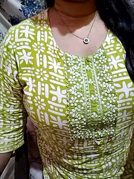 PARI51 online show from 03-10-26, 08:36