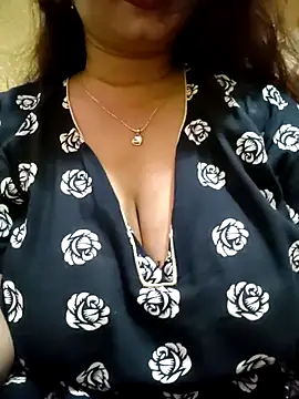 PARI51 online show from 04-21-26, 07:50