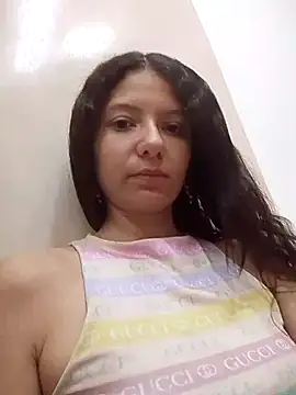 Snapshot of sofy_bonnet chatting on 02-15-26, 03:31 sofy bonnet online show from 02-15-26, 03:31