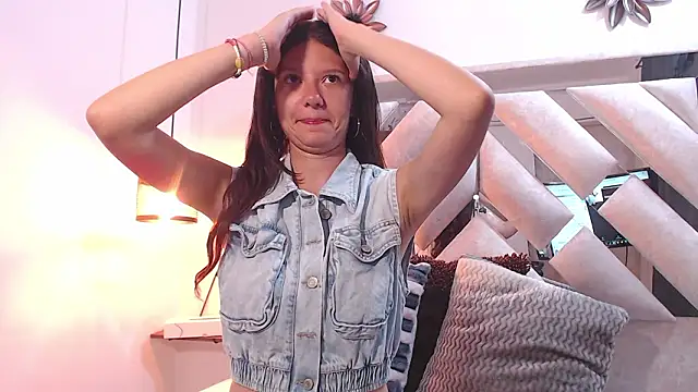 Snapshot of sofy_bonnet chatting on 03-05-26, 11:50 sofy bonnet online show from 03-05-26, 11:50