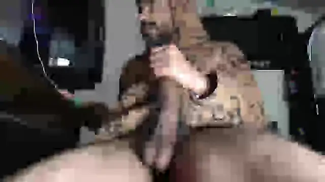 Snapshot of Arabianboyq chatting on 09-29-25, 06:07 Arabianboyq online show from 09-29-25, 06:07