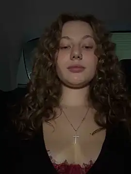 AsynaYuuki online show from 04-26-26, 06:16