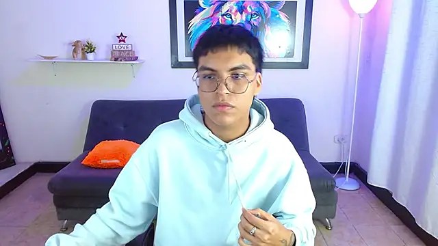 Maecum18 online show from 03-12-26, 09:21