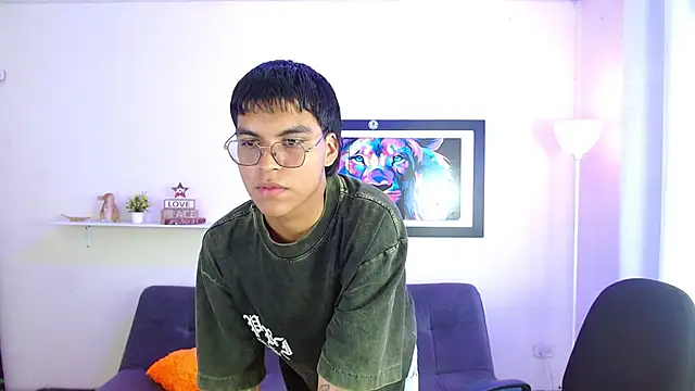 Maecum18 online show from 04-06-26, 08:43