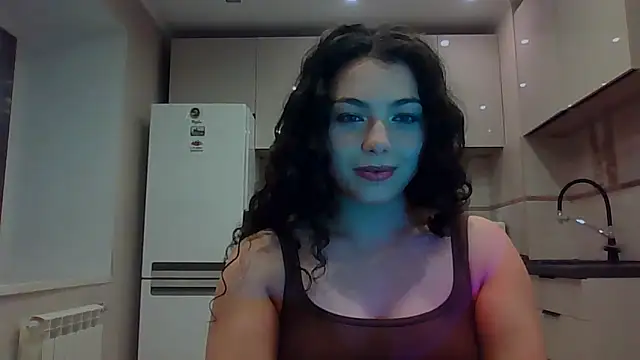 Snapshot of Dianasi chatting on 02-01-26, 02:37 Dianasi online show from 02-01-26, 02:37