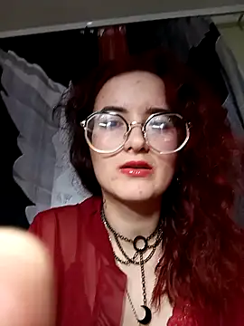 Snapshot of Persefoha chatting on 02-16-26, 08:05 Persefoha online show from 02-16-26, 08:05