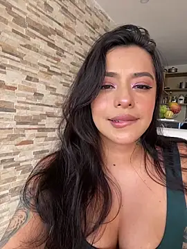 Snapshot of foxxy_lover chatting on 02-05-26, 06:45 foxxy lover online show from 02-05-26, 06:45