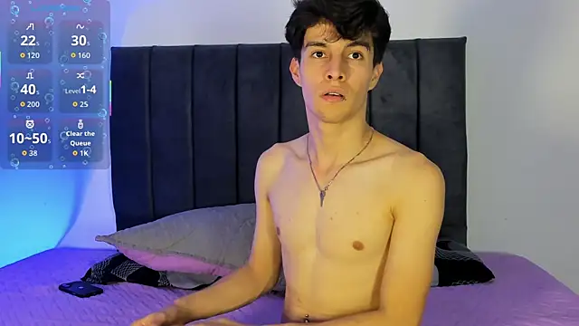 axxxel twink online show from 04-13-26, 01:33