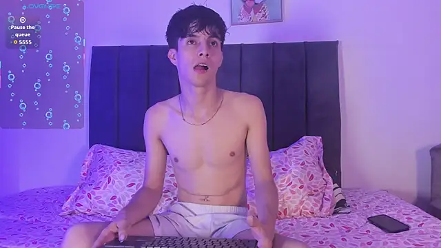 axxxel twink online show from 05-22-26, 02:30