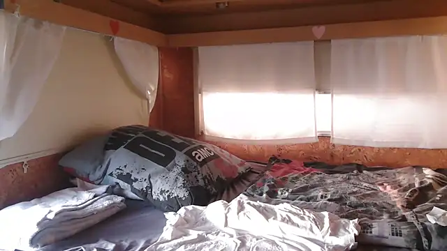 Sylly online show from 02-23-26, 06:55