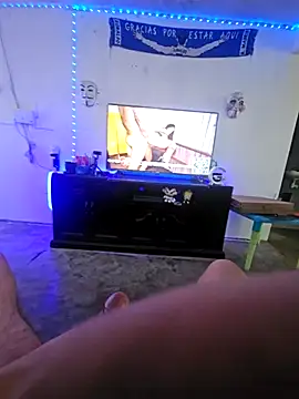 Snapshot of Elpnzaurio chatting on 03-23-26, 09:08 Elpnzaurio online show from 03-23-26, 09:08