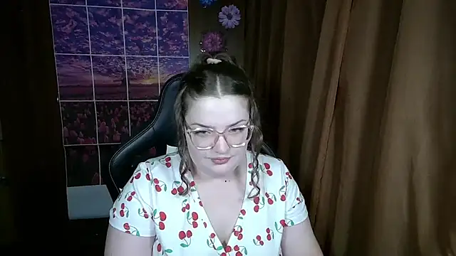Teasing Dora online show from 07-11-26, 11:06