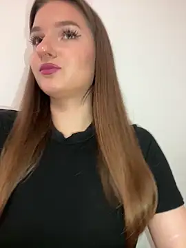 Green eyes lady online show from 02-19-26, 12:34