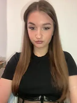 Green eyes lady online show from 03-10-26, 12:43