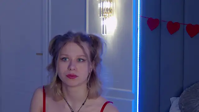 Snapshot of Ivy_Allen chatting on 02-23-26, 06:16 Ivy Allen online show from 02-23-26, 06:16