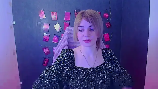 CuttieEmma online show from 03-08-26, 06:39