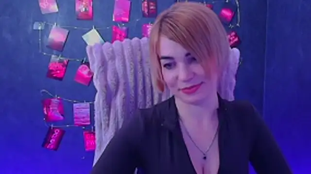 CuttieEmma online show from 04-10-26, 06:12