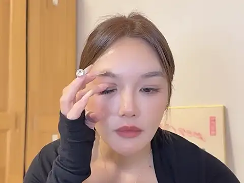 Snapshot of leilei660 chatting on 02-06-26, 11:02 leilei660 online show from 02-06-26, 11:02