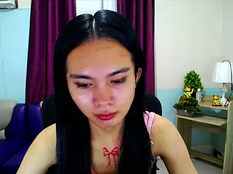Snapshot of devine_goddess chatting on 05-14-26, 05:42 devine goddess online show from 05-14-26, 05:42