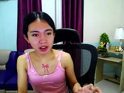 Snapshot of devine_goddess chatting on 05-16-26, 07:56 devine goddess online show from 05-16-26, 07:56