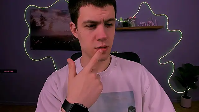 neo raze online show from 04-17-26, 06:44