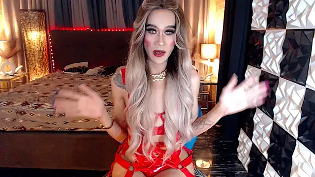 Snapshot of MonstrousCockDiva chatting on 02-01-26, 07:18 MonstrousCockDiva online show from 02-01-26, 07:18