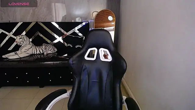 Isabellanoir a online show from 02-16-26, 01:07