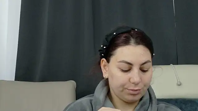 AbellaDesiree online show from 04-05-26, 04:42
