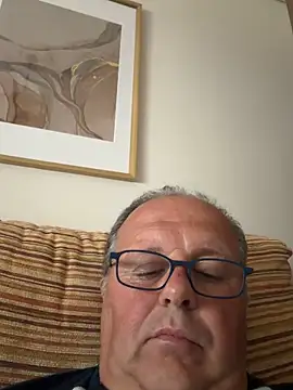 YachtCaptain10 online show from 05-08-26, 06:57