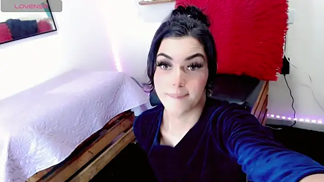 NathalialLooes online show from 02-02-26, 11:03