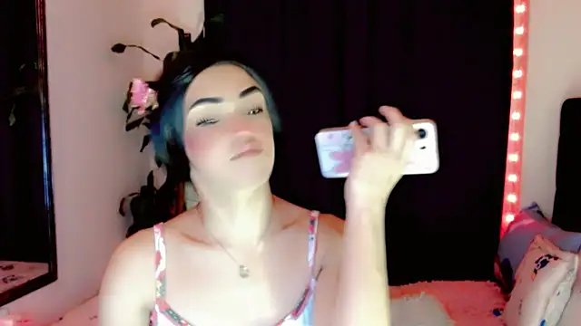 NathalialLooes online show from 07-16-26, 12:49