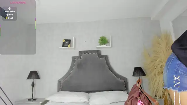 KarelyMitchel online show from 02-28-26, 01:23