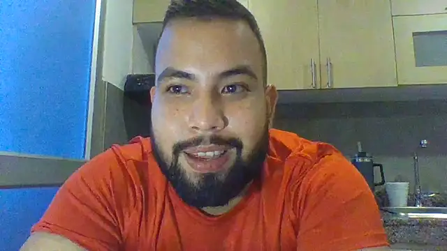Snapshot of Dalton_s chatting on 06-18-26, 10:58 Dalton s online show from 06-18-26, 10:58