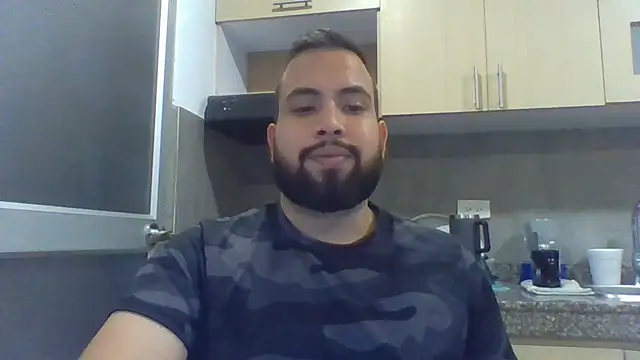 Snapshot of Dalton_s chatting on 06-25-26, 12:10 Dalton s online show from 06-25-26, 12:10