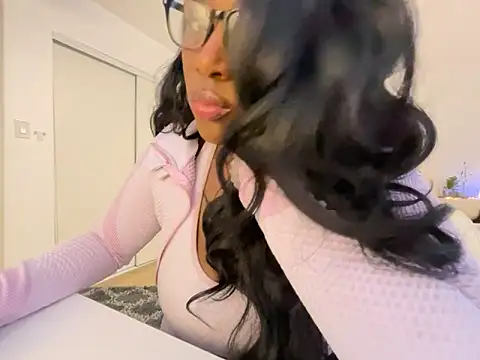 Snapshot of Anadia_Starr chatting on 04-28-26, 02:27 Anadia Starr online show from 04-28-26, 02:27