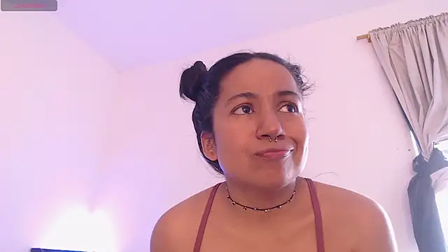 Snapshot of chiarafustox chatting on 02-08-26, 03:26 chiarafustox online show from 02-08-26, 03:26