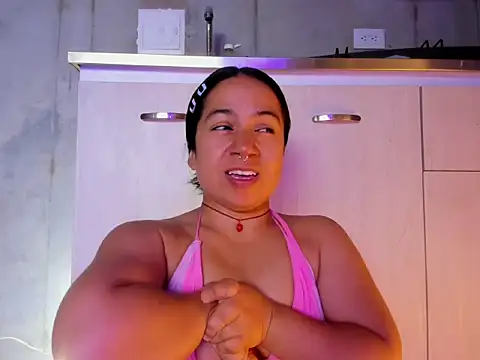 Snapshot of chiarafustox chatting on 06-09-26, 01:01 chiarafustox online show from 06-09-26, 01:01