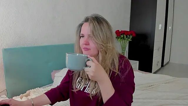 LilyBel online show from 05-12-26, 01:03