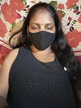 Snapshot of Parul-009 chatting on 06-10-26, 07:07 Parul-009 online show from 06-10-26, 07:07