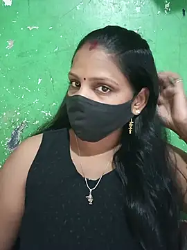 Snapshot of Parul-009 chatting on 07-22-26, 06:05 Parul-009 online show from 07-22-26, 06:05