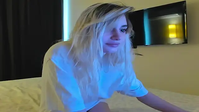 Lesyalisss online show from 04-20-26, 10:07