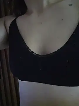 Snapshot of Kitty_San_xXx chatting on 07-10-26, 11:24 Kitty San xXx online show from 07-10-26, 11:24