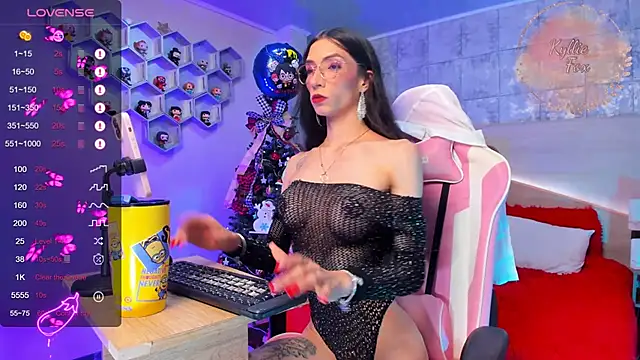 kylliefox  online show from 01-08-25, 01:52